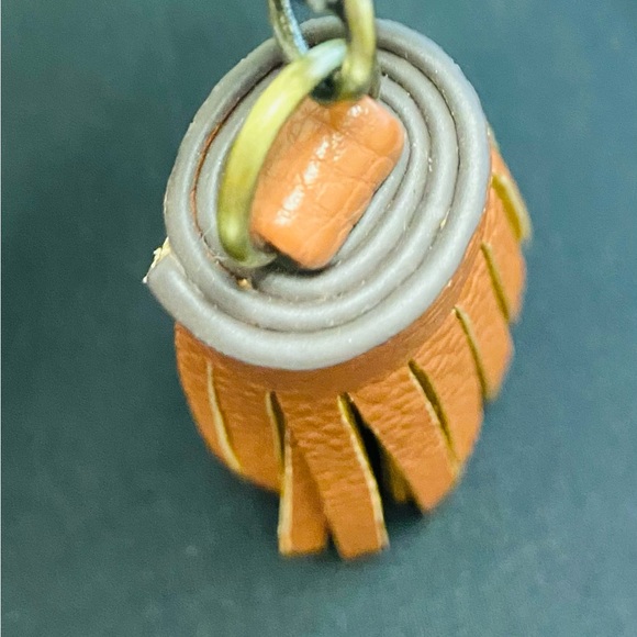 Accessory for purse or keychain- Brown, Leather Tassel EUC - Picture 2 of 6